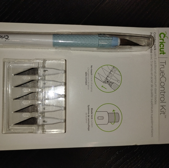 Cricut tools bundle - Picture 3 of 4